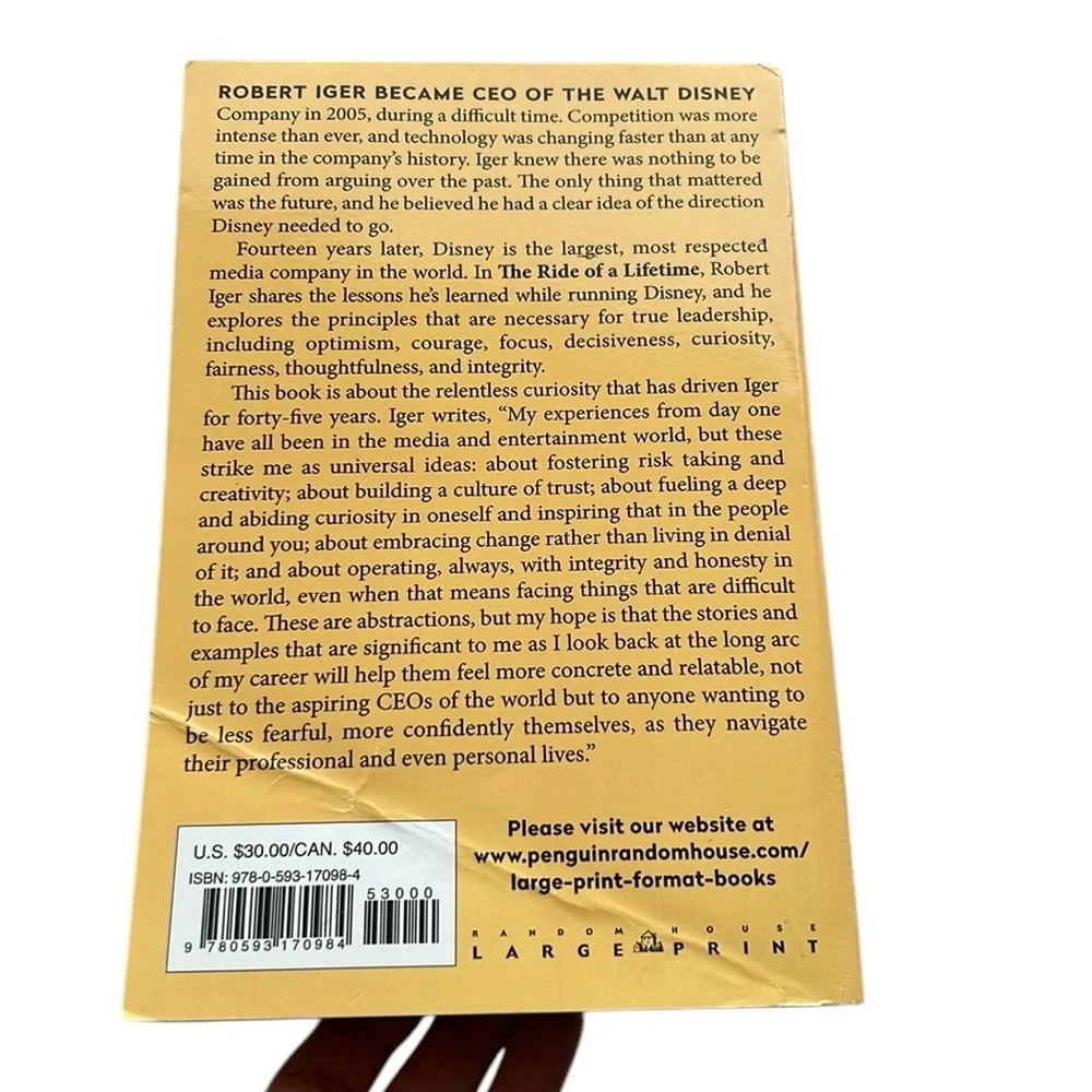 Disney Books-Be Our Guest‎ Theodore Kinni/The Ride of a Lifetime Robert Iger